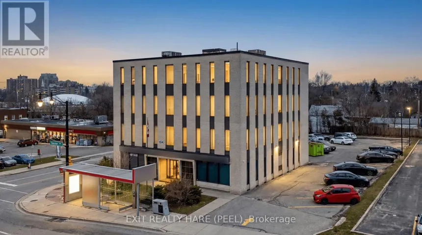 134 QUEEN STREET E, Brampton (Queen Street Corridor), Ontario L6V1B2