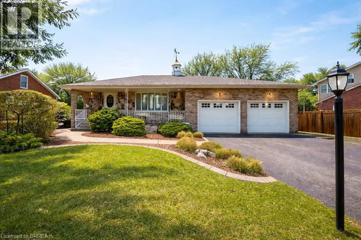 45 CLENCH Avenue, Brantford, Ontario N3T1B7