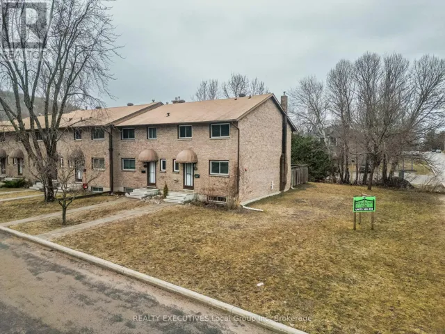 36 - 398 WICKSTEAD AVENUE, North Bay (Birchaven), Ontario P1A3L8