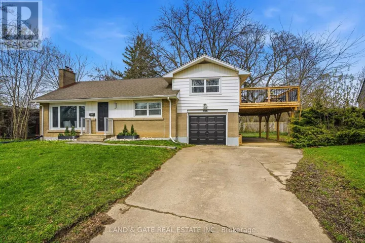 103 VILLAGE ROAD, St. Catharines (Glendale/Glenridge), Ontario L2T3C3