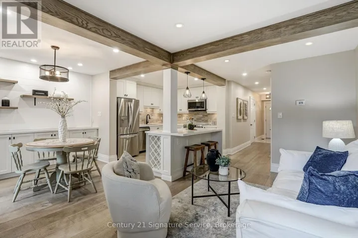 22 - 2120 RATHBURN ROAD E, Mississauga (Rathwood), Ontario L4W2S8