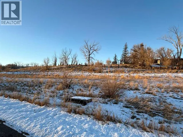 16 Canyon Creek Drive SW, Medicine Hat, Alberta T1B0B2