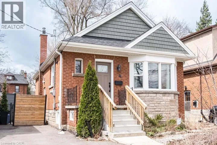 48 LONGWOOD Road S, Hamilton, Ontario L8S1S5
