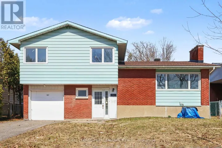 767 CROSS AVENUE, Ottawa, Ontario K1G3C9