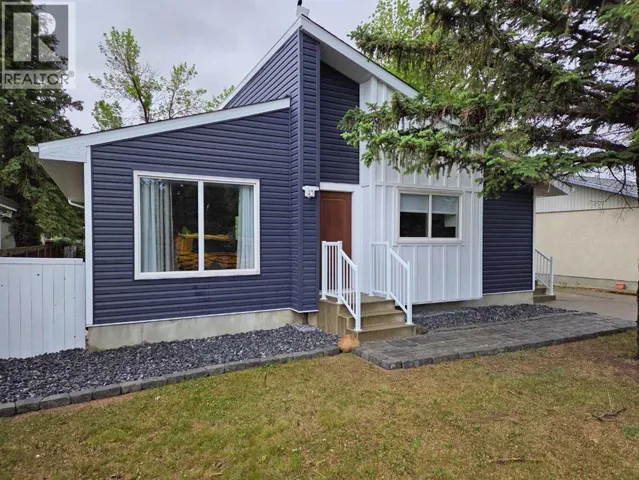 1015 19 Avenue, Coaldale, Alberta T1M1N1