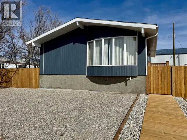 327 11 Street, Fort Macleod, Alberta T0L0Z0