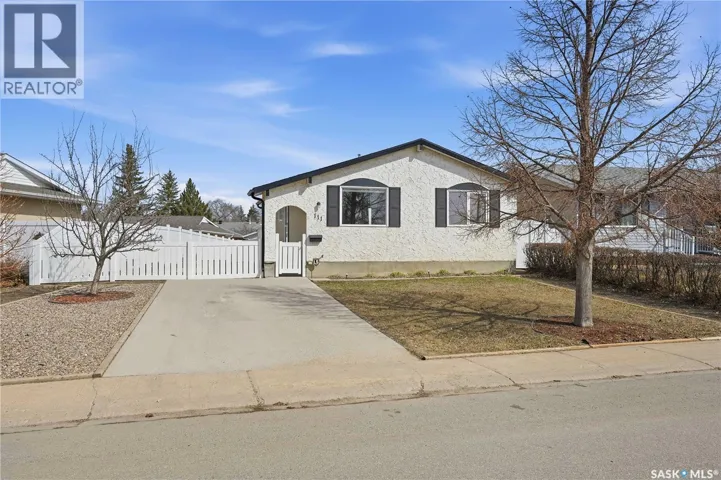 111 Forsyth CRESCENT, Regina, Saskatchewan S4R5L8