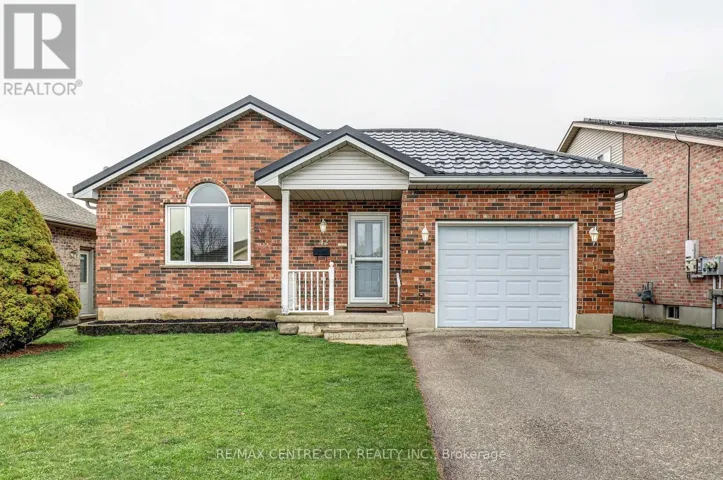 42 OLDEWOOD CRESCENT, St. Thomas, Ontario N5R6B2