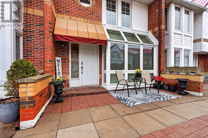 22 - 1 PLACE D'ARMES, Kingston (East of Sir John A. Blvd), Ontario K7K6R9