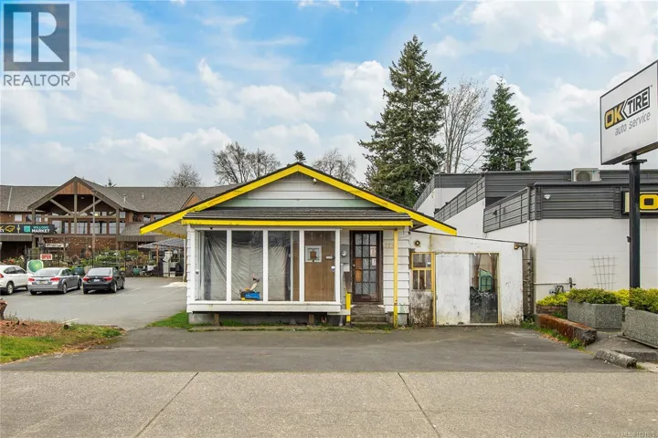 2250 Island Hwy S, Campbell River, British Columbia V9W1C3