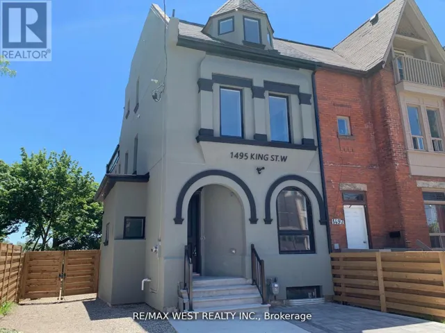 LOWER - 1495 KING STREET W, Toronto (South Parkdale), Ontario M6K1J4
