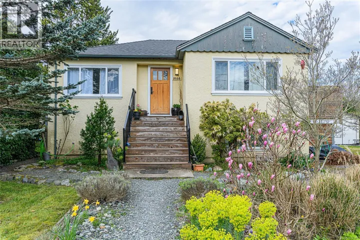 3938 Winton St, Saanich, British Columbia V8P3L3