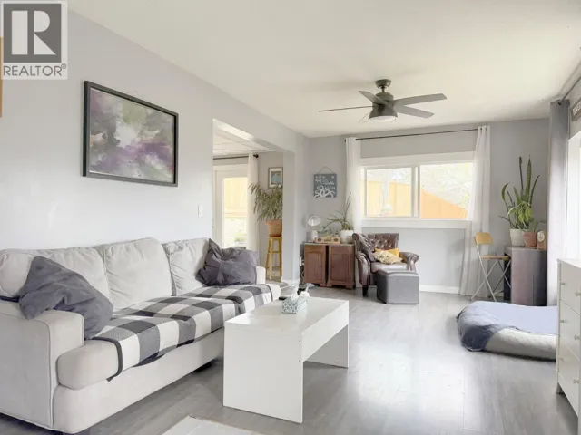 6430 WESTSYDE Road, Kamloops, British Columbia V2B8N7