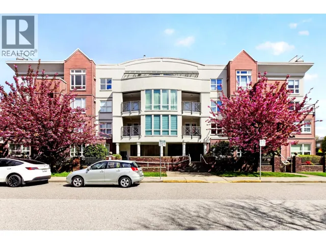 208 2335 WHYTE AVENUE, Port Coquitlam, British Columbia V3C2A3