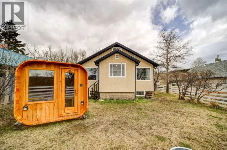 8630 17 Avenue, Coleman, Alberta T0K0M0