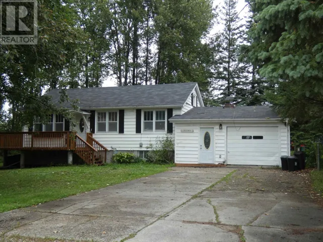 102 Cedar CRES, Longlac, Ontario P0T2A0