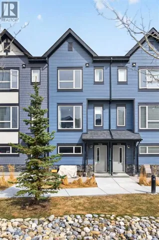 306, 15 Evanscrest Park NW, Calgary, Alberta T3R1V5