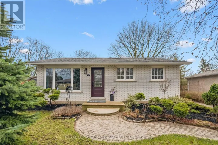 11 ARGYLE DRIVE, Guelph (Dovercliffe Park/Old University), Ontario N1G2P1