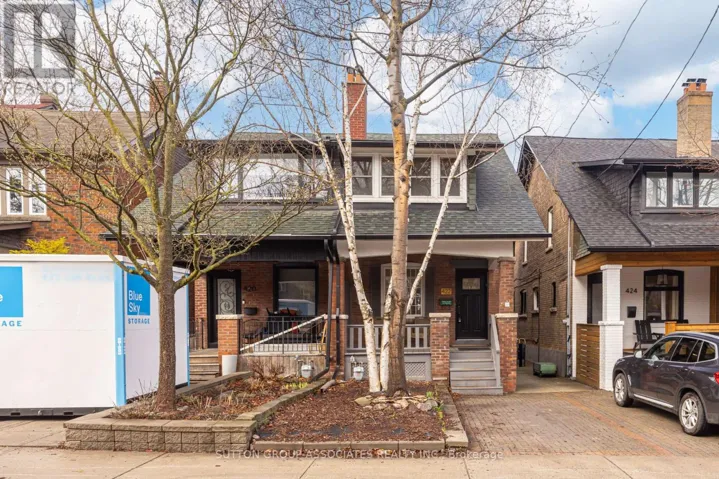 UPPER - 422 RUSHTON ROAD, Toronto (Humewood-Cedarvale), Ontario M6C2Y3