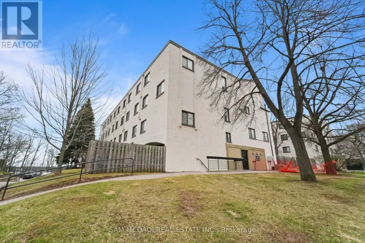 112 - 1050 FALGARWOOD DRIVE, Oakville (FA Falgarwood), Ontario L6H2P3