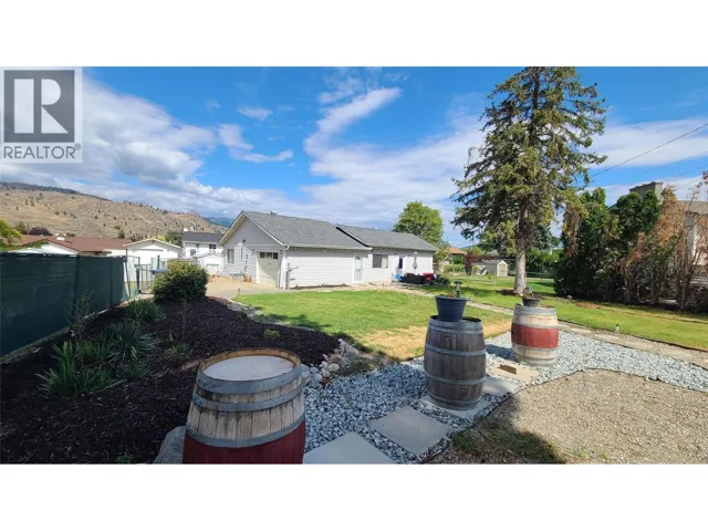 6488 Wolfcub Place Place, Oliver, British Columbia V0H1T3