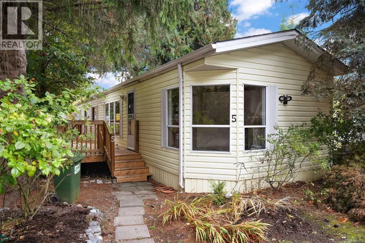 5 2741 Stautw Rd, Central Saanich, British Columbia V8M2E9