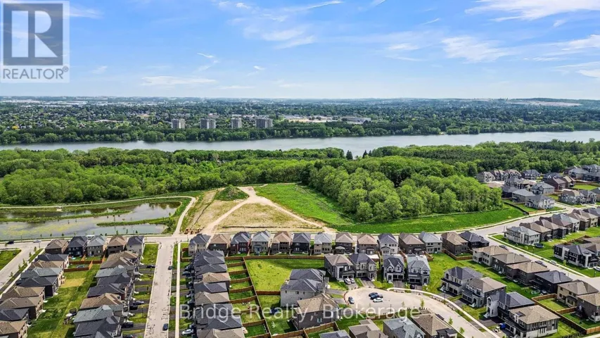 1343 UPPER THAMES DRIVE, Woodstock (Woodstock - North), Ontario N4T0N1
