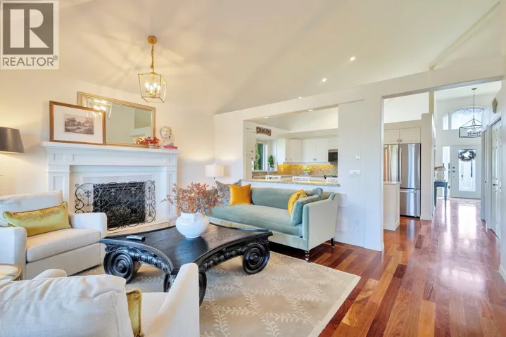 3482 Ridge Boulevard, West Kelowna, British Columbia V4T2V5