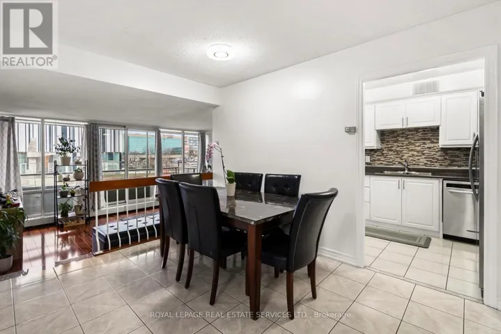 211 - 1 FOUR WINDS DRIVE, Toronto (York University Heights), Ontario M3J2T1