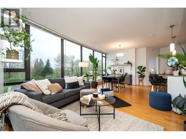 504 400 CAPILANO ROAD, Port Moody, British Columbia V3H0E1