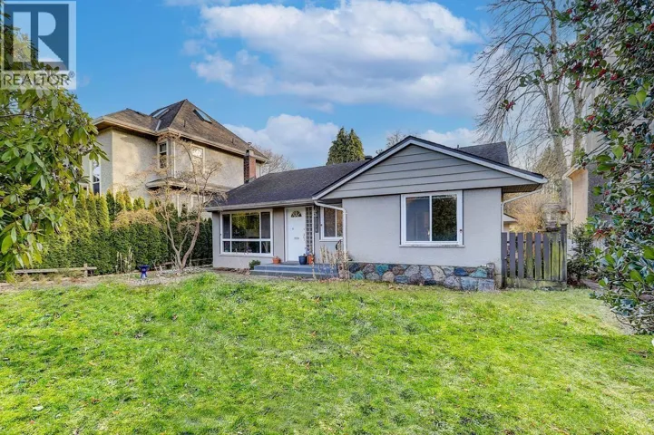 2016 W 48TH AVENUE, Vancouver, British Columbia V6M2P3