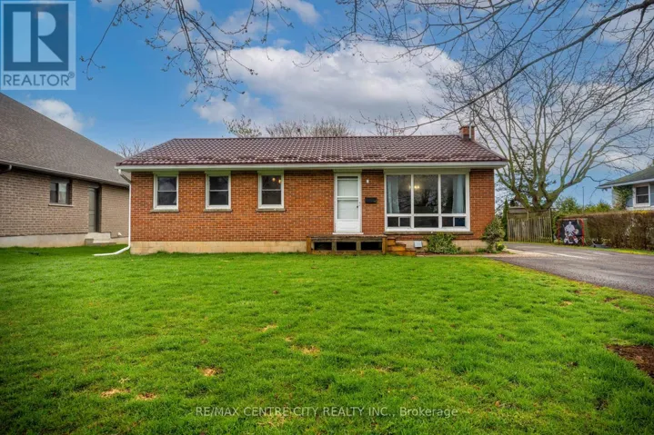 194 CENTENNIAL AVENUE, Central Elgin, Ontario N5R5B2