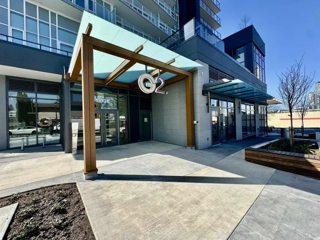 1306 13738 CENTRAL AVENUE, Surrey, British Columbia V3T0X5