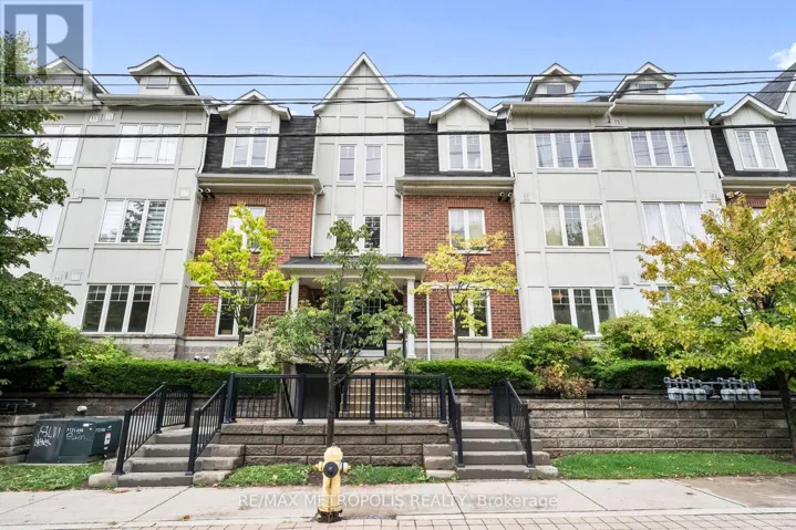 13 - 669A WARDEN AVENUE, Toronto (Clairlea-Birchmount), Ontario M1L0G3