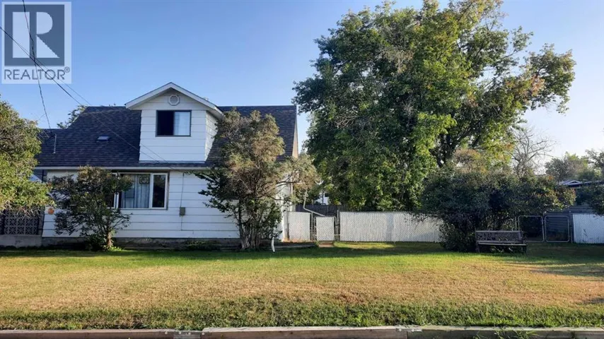 1111 2 Avenue W, Drumheller, Alberta T0J0Y2
