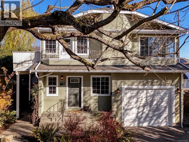 621 Pine St, Victoria, British Columbia V9A2Z9