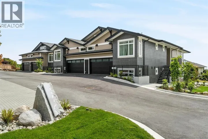 7 5522 MCCOURT ROAD, Sechelt, British Columbia V0N3A7