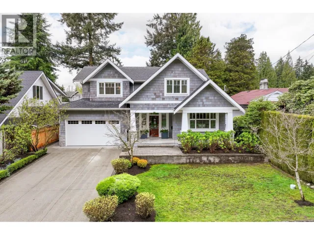 3476 WELLINGTON CRESCENT, North Vancouver, British Columbia V7R3B4