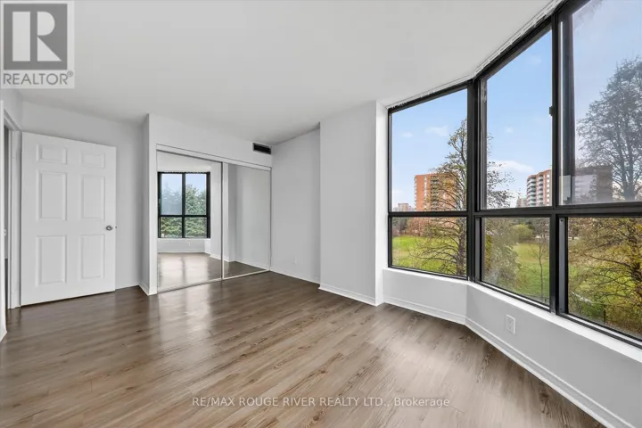 309 - 8 SILVER BELL GROVE, Toronto (Malvern), Ontario M1B4Z3