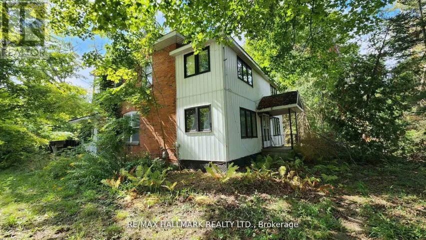 26 LAKESHORE ROAD W, Oro-Medonte, Ontario L0L2E0