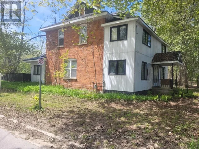 26 LAKESHORE ROAD W, Oro-Medonte, Ontario L0L2E0