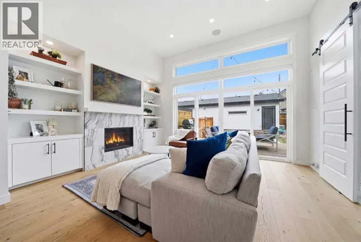 4940 20 Avenue NW, Calgary, Alberta T3B0V5