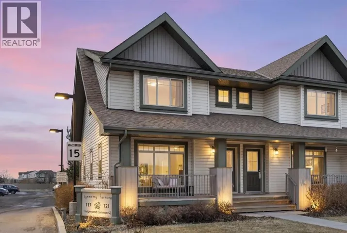 125 Copperpond Common SE, Calgary, Alberta T2Z5B6