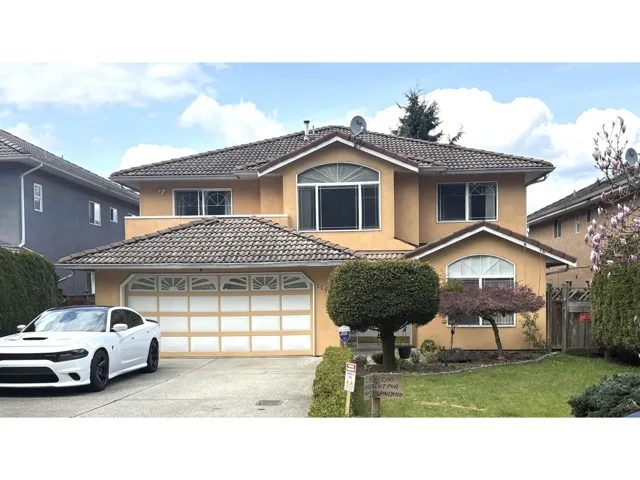 11903 98 AVENUE, Surrey, British Columbia V3V8B3