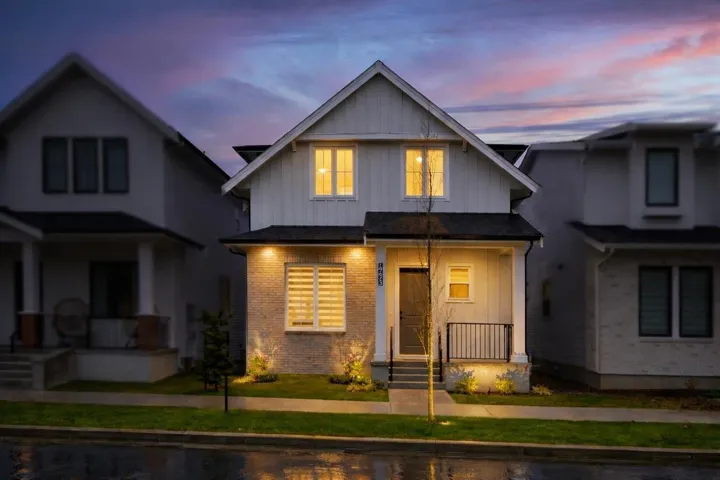 19623 75 AVENUE, Langley, British Columbia V2Y3R9