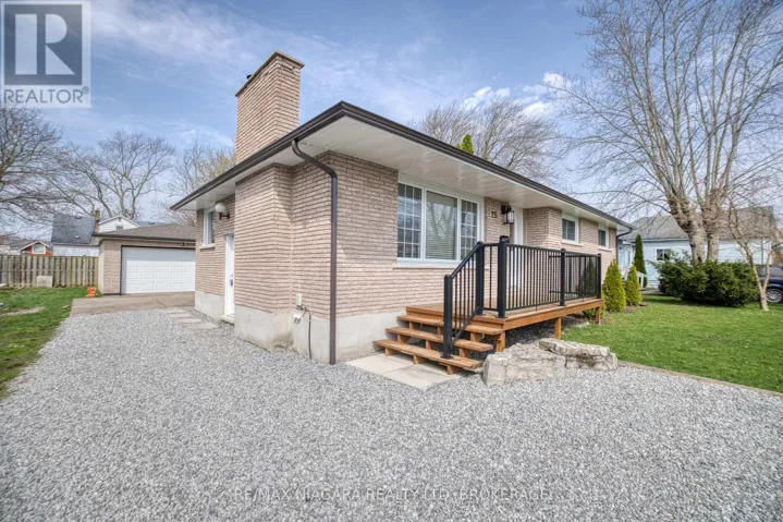 25 RICE ROAD, Welland (N. Welland), Ontario L3C2V4