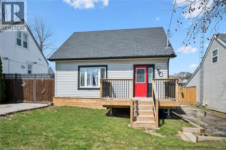 6 SECOND Avenue, Cambridge, Ontario N1S2B8