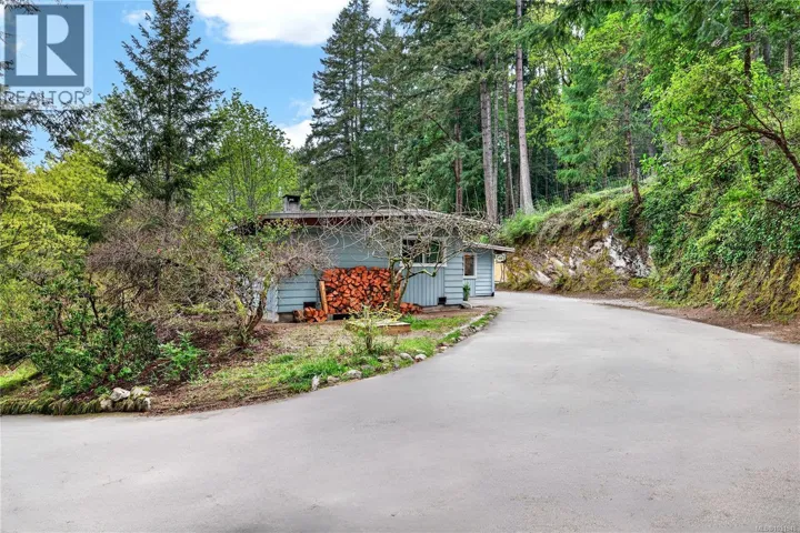 1465 North End Rd, Salt Spring, British Columbia V8K1M5