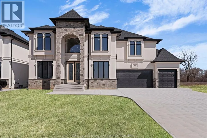 322 BENSON, Amherstburg, Ontario N9V0G7