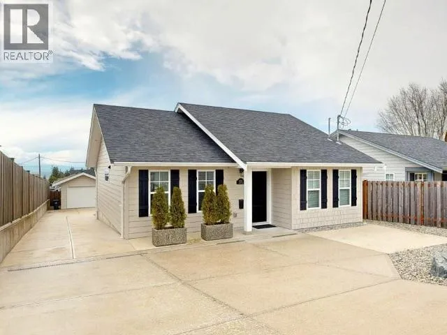4511 MANSON AVE, Powell River, British Columbia V8A3N3